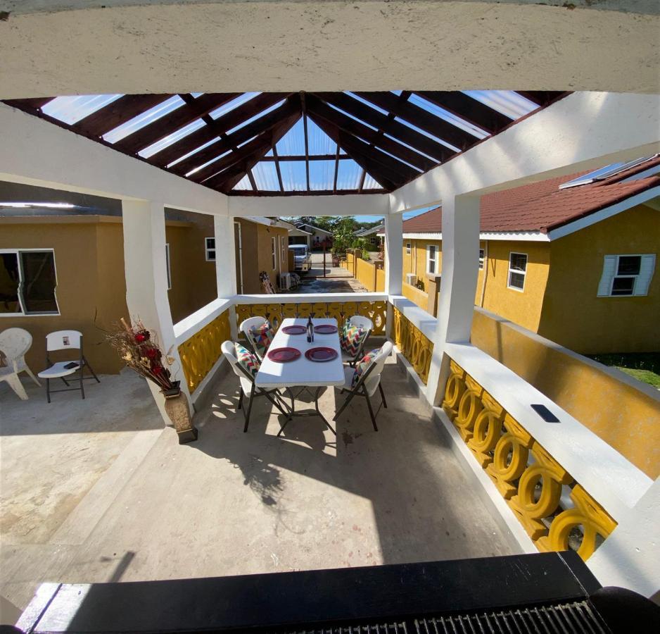 Paradise Villa Sleep 6 Private Pool Ocho Rios Exterior foto